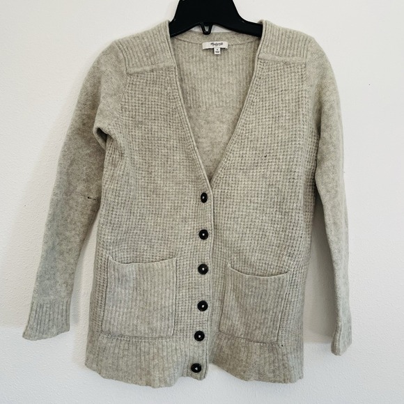 Madewell Sweaters - *READ* Madewell 100% Merino Wool V-Neck Button Front Cardigan Sweater Grey Small